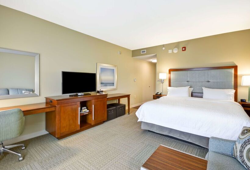 فندق Hampton Inn & Suites Charleston Airport