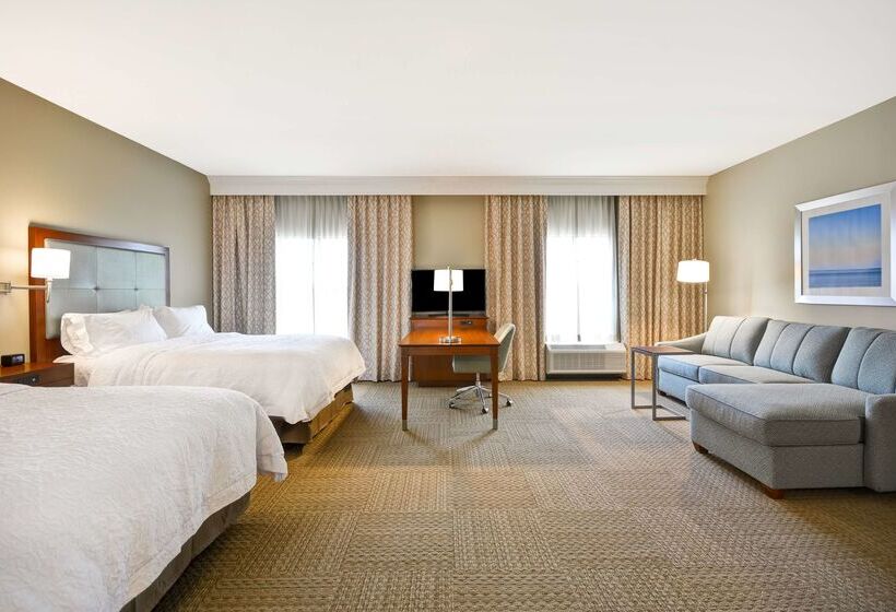 فندق Hampton Inn & Suites Charleston Airport