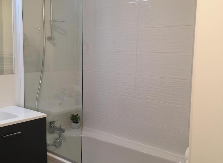 Nemea Appart Hotel Quai Victor Tours Centre