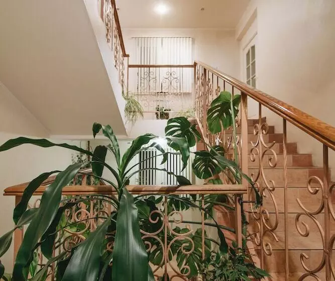 هتل Villa Uytnaya