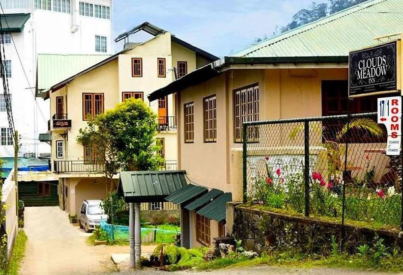 Pensión Clouds Meadow Inn