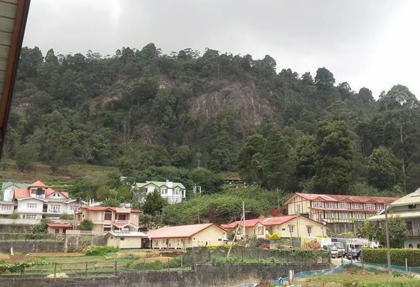 Pensión Clouds Meadow Inn