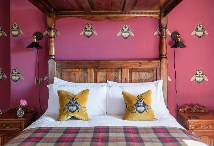 پانسیون Strathallan Bed And Breakfast