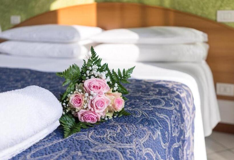 Regina Hotel E Ristorante