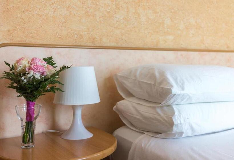 Regina Hotel E Ristorante