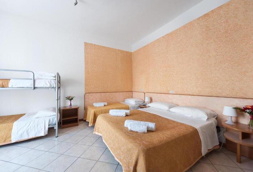 Regina Hotel E Ristorante