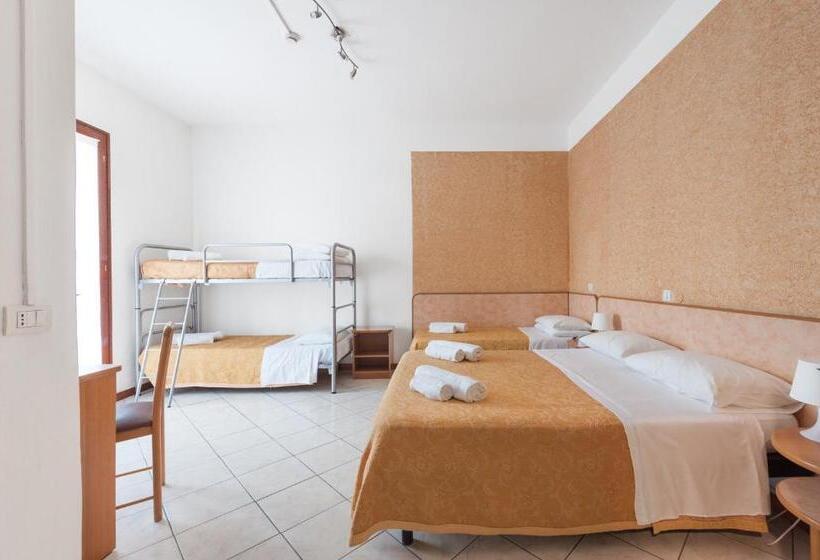 Regina Hotel E Ristorante