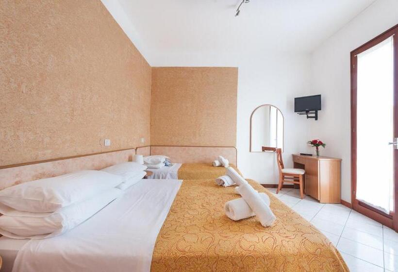 Regina Hotel E Ristorante