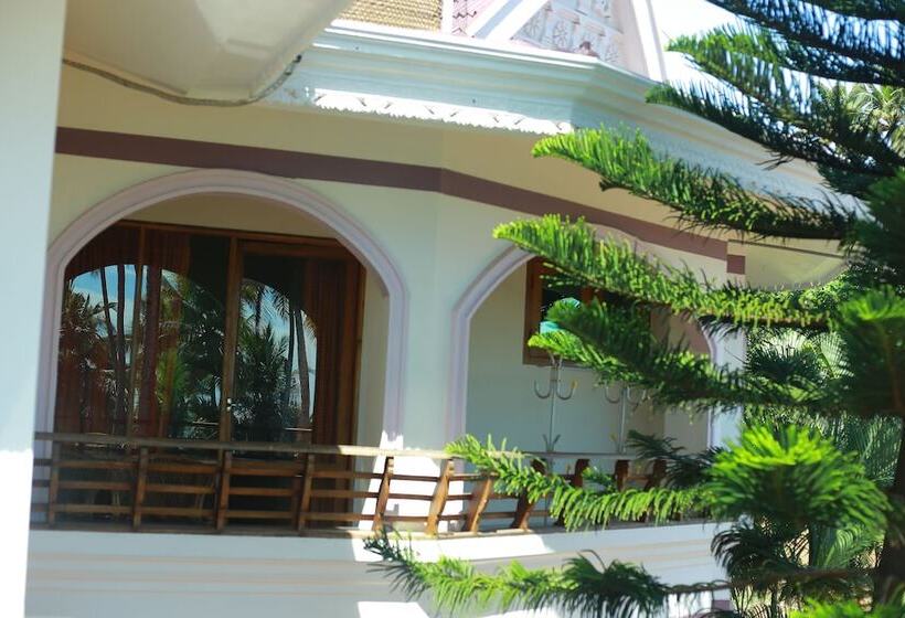 منتجع Thiruvambadi Beach Retreat