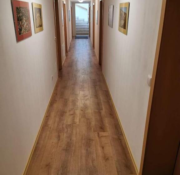 Bed and Breakfast Gasthaus Felsenwastl