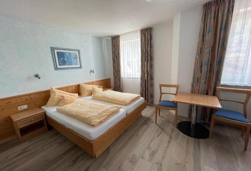 Bed and Breakfast Gasthaus Felsenwastl