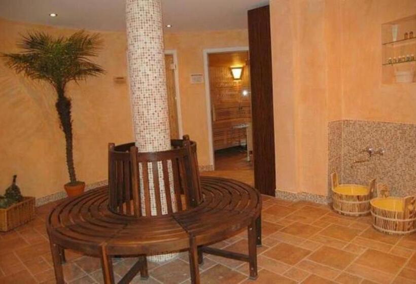 Bernstein Hotel 50`s Seaside Motel