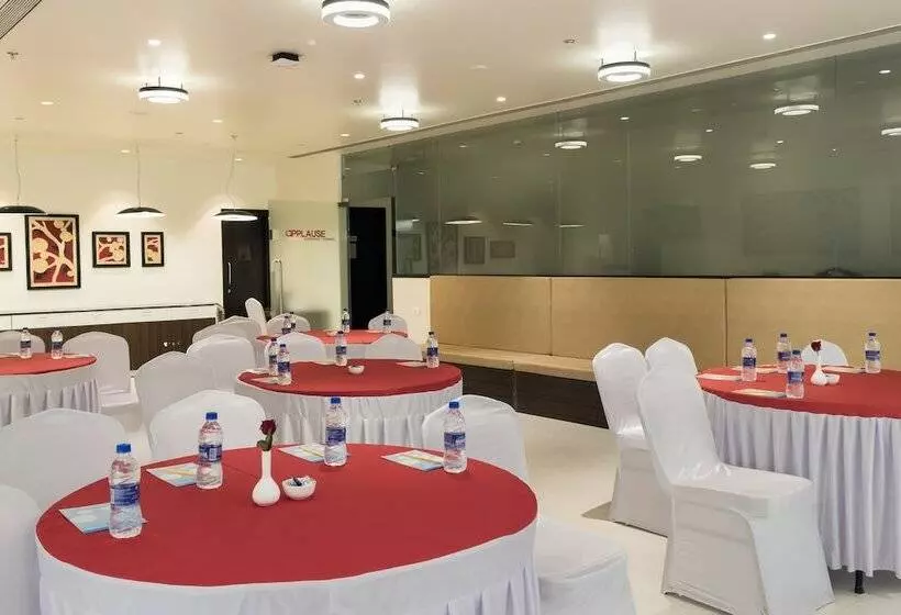 7 Apple Hotel Aurangabad