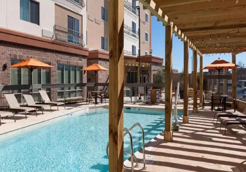 ホテル Courtyard By Marriott Fort Worth Historic Stockyards