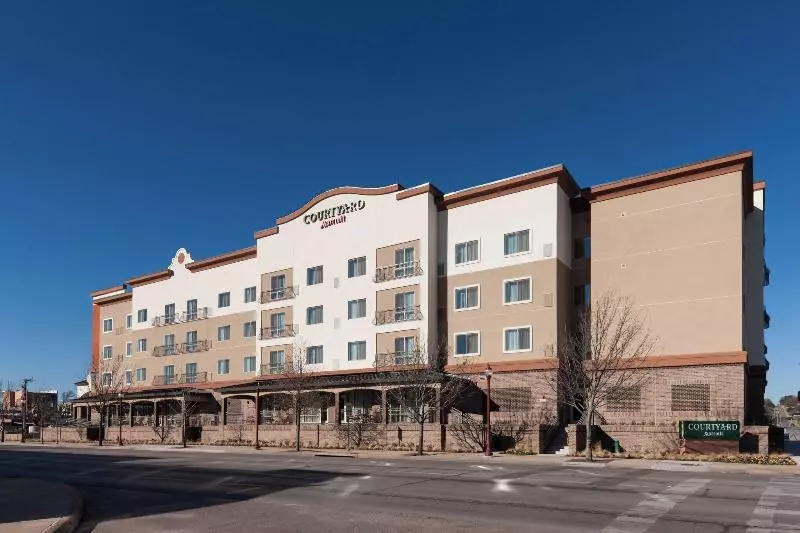 ホテル Courtyard By Marriott Fort Worth Historic Stockyards