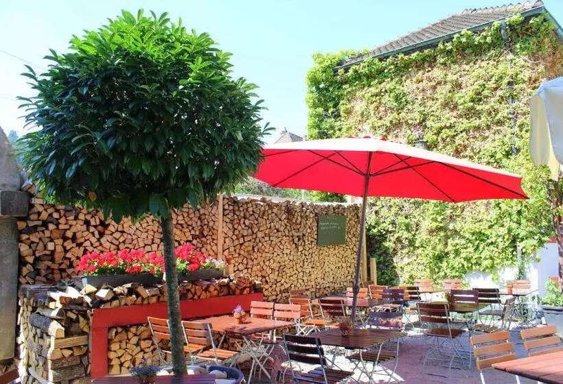 Hotelli Gasthaus Schiff
