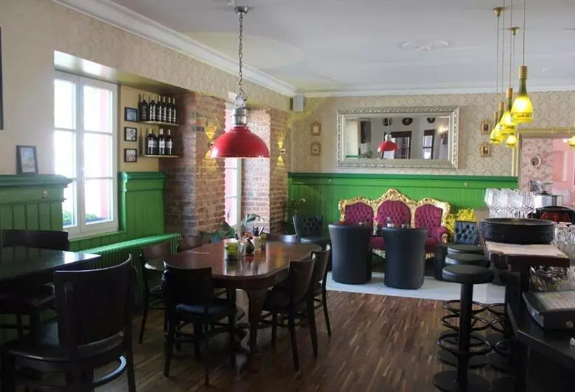 Hotelli Gasthaus Schiff