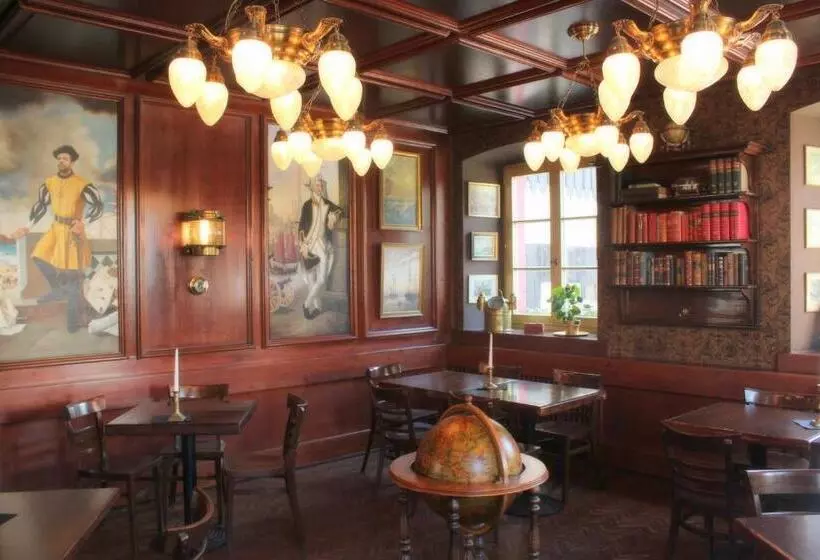 Hotelli Gasthaus Schiff