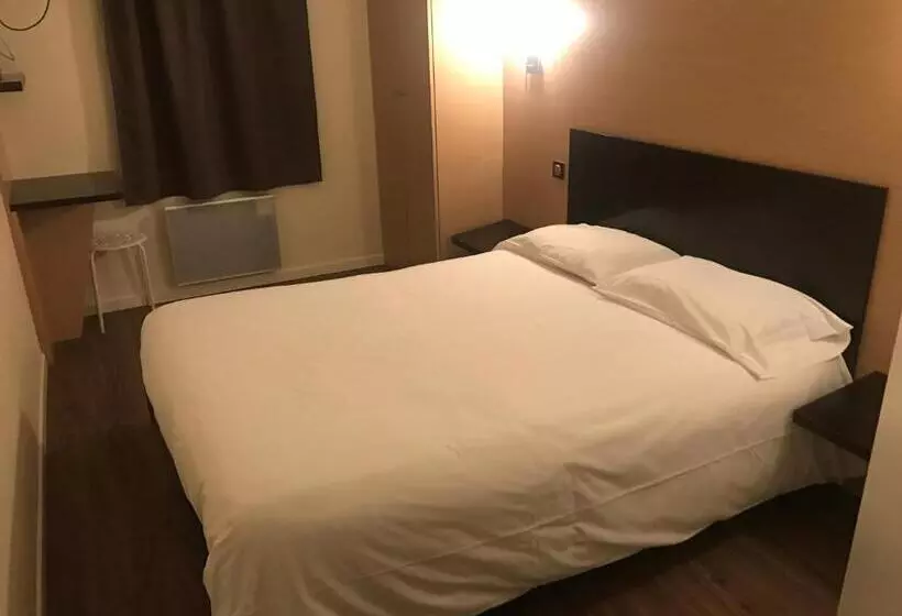 Hotelli Hôtel Akena Pierrelaye