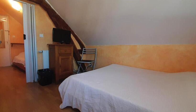 فندق Le Marmagne