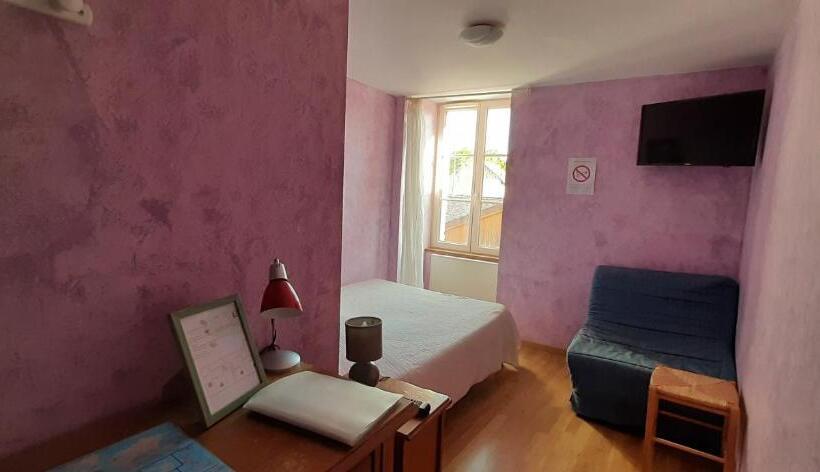 فندق Le Marmagne