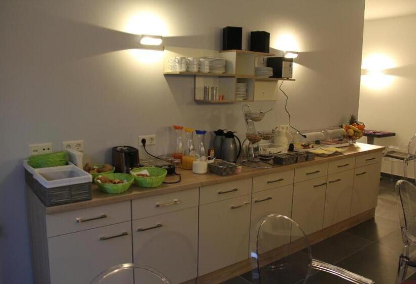 בית מלון כפרי Victoria Living