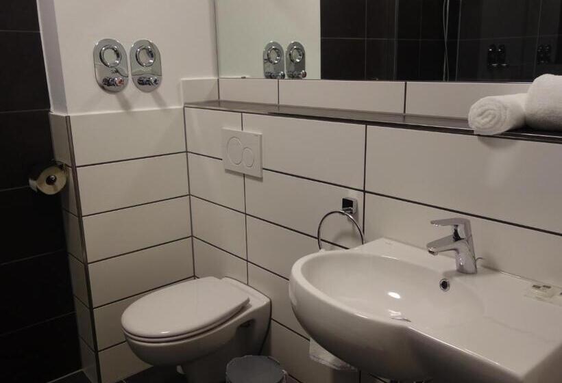 בית מלון כפרי Victoria Living