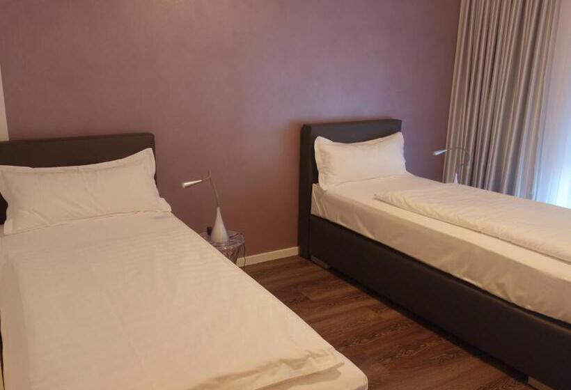 בית מלון כפרי Victoria Living