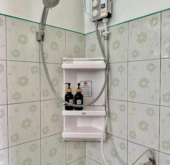 Lanta L.d. Beach Bungalow