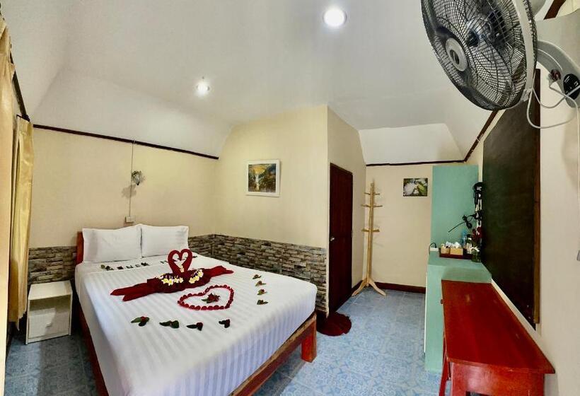 Lanta L.d. Beach Bungalow