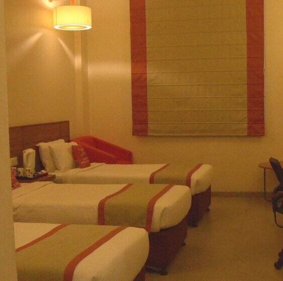 Max Hotels Prayagraj