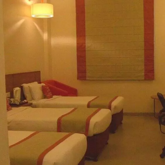 Max Hotels Prayagraj
