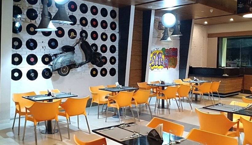 Max Hotels Prayagraj