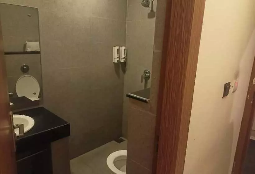 Max Hotels Prayagraj