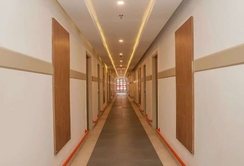 Max Hotels Prayagraj