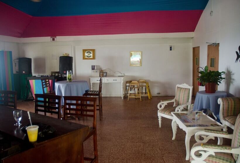 Montego Bay Club Apartments
