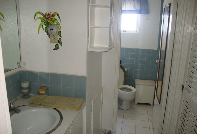 Montego Bay Club Apartments