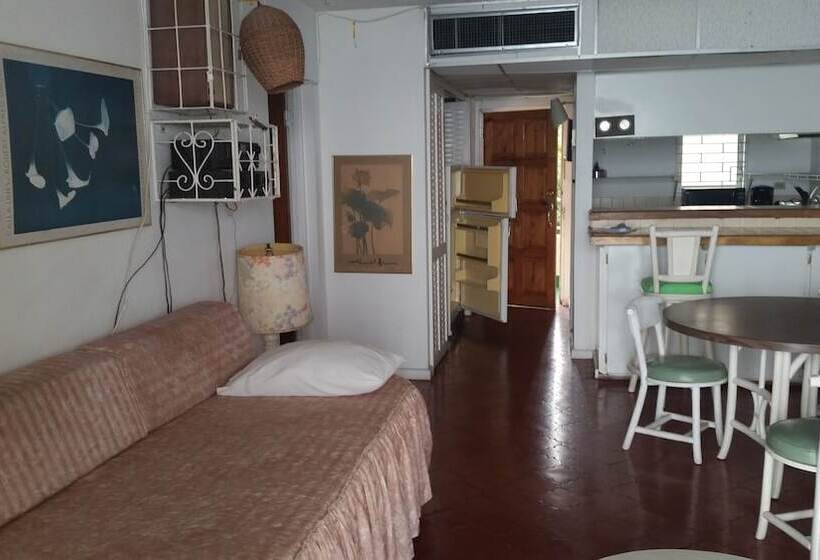 Montego Bay Club Apartments