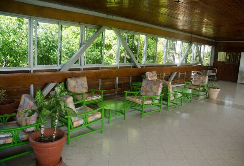 Montego Bay Club Apartments