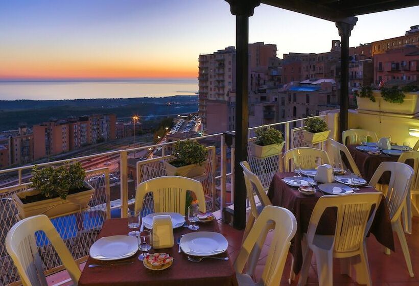 پانسیون Atenea 191