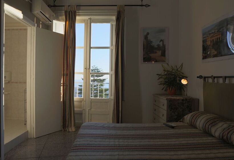 پانسیون Atenea 191