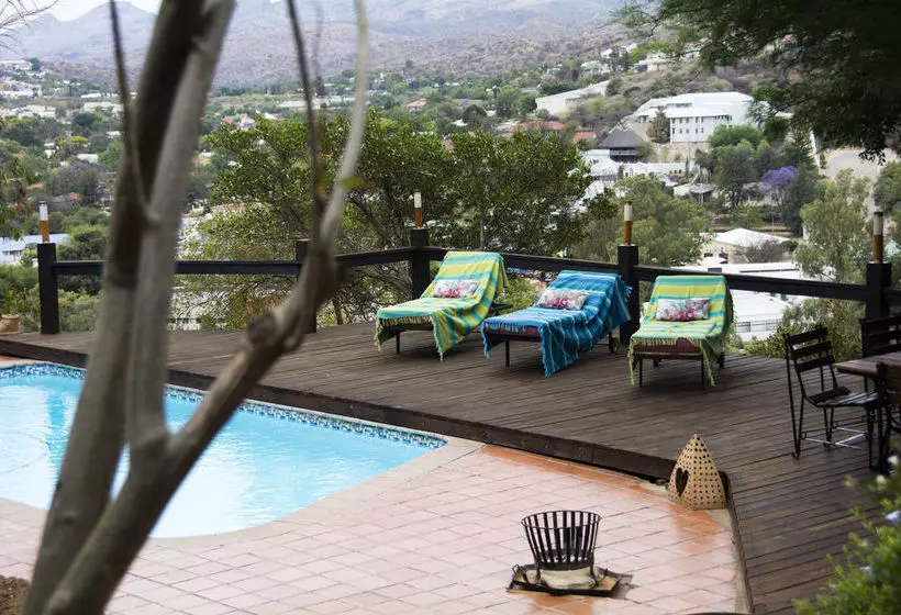 پانسیون Hilltop Guesthouse