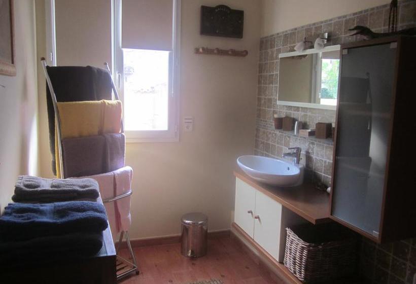 مبيت وإفطار Chez Martine Côté Canal