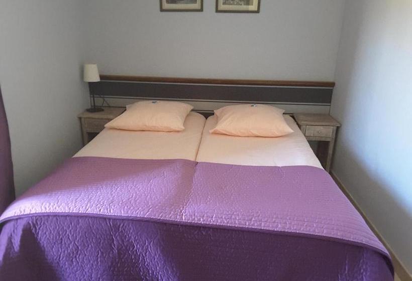 مبيت وإفطار Domaine De La Tour