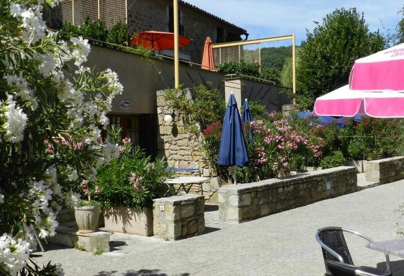 مبيت وإفطار Domaine De La Tour