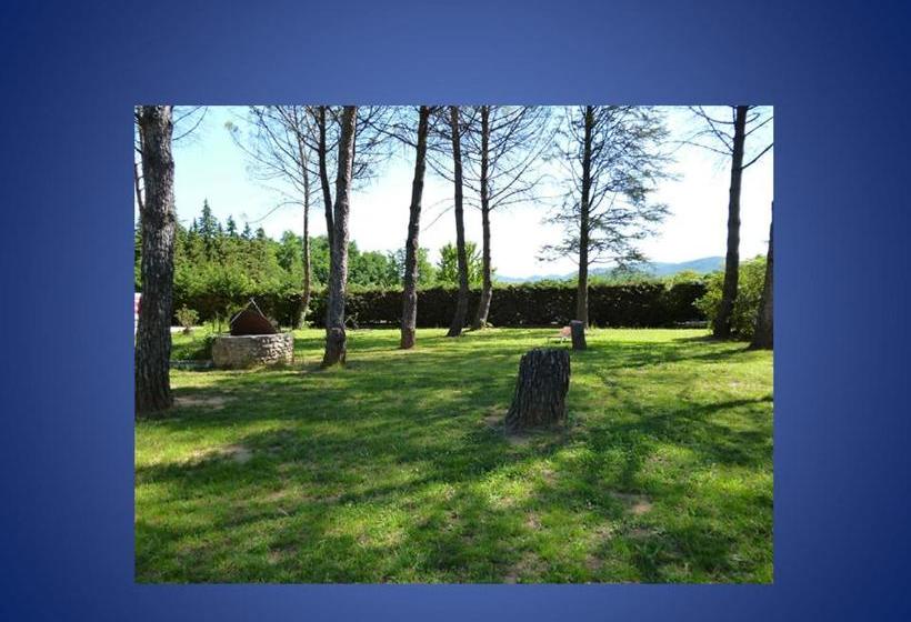 مبيت وإفطار Domaine De La Tour