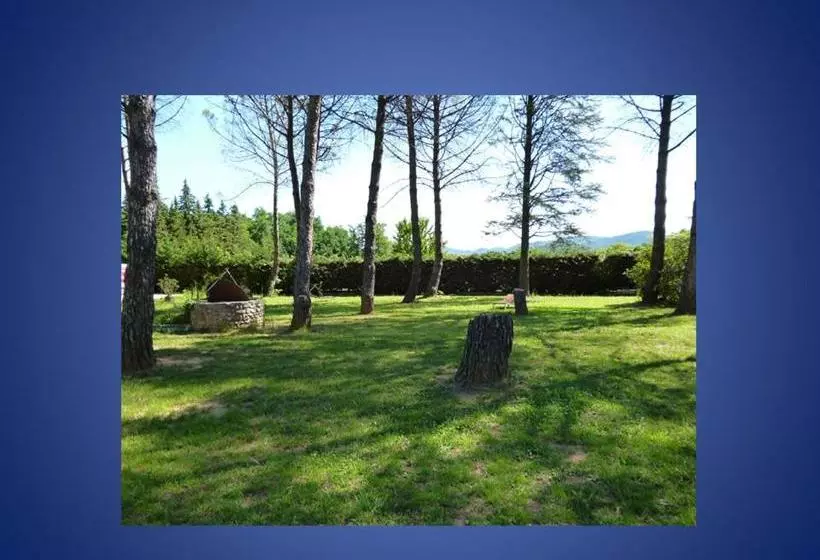 Aamiaismajoitus (B&B) Domaine De La Tour