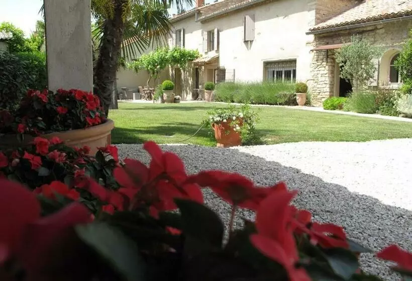Aamiaismajoitus (B&B) Le Mas De L Olivier