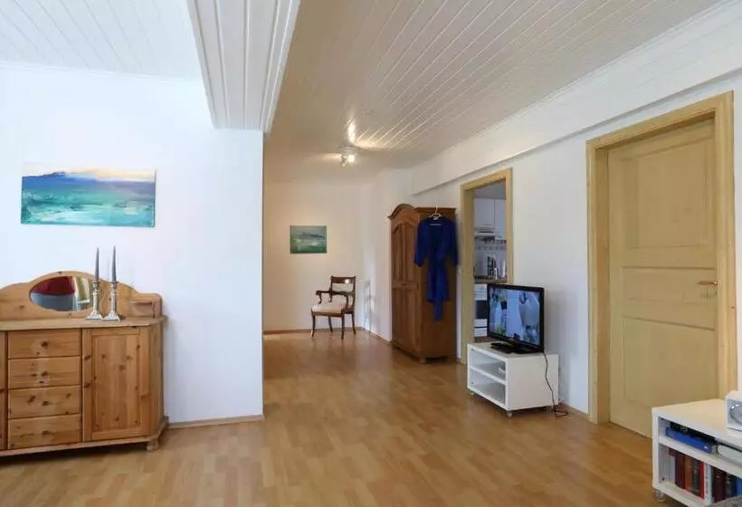Aamiaismajoitus (B&B) Seehus Ostsee