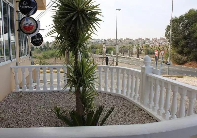 هتل Algorfa